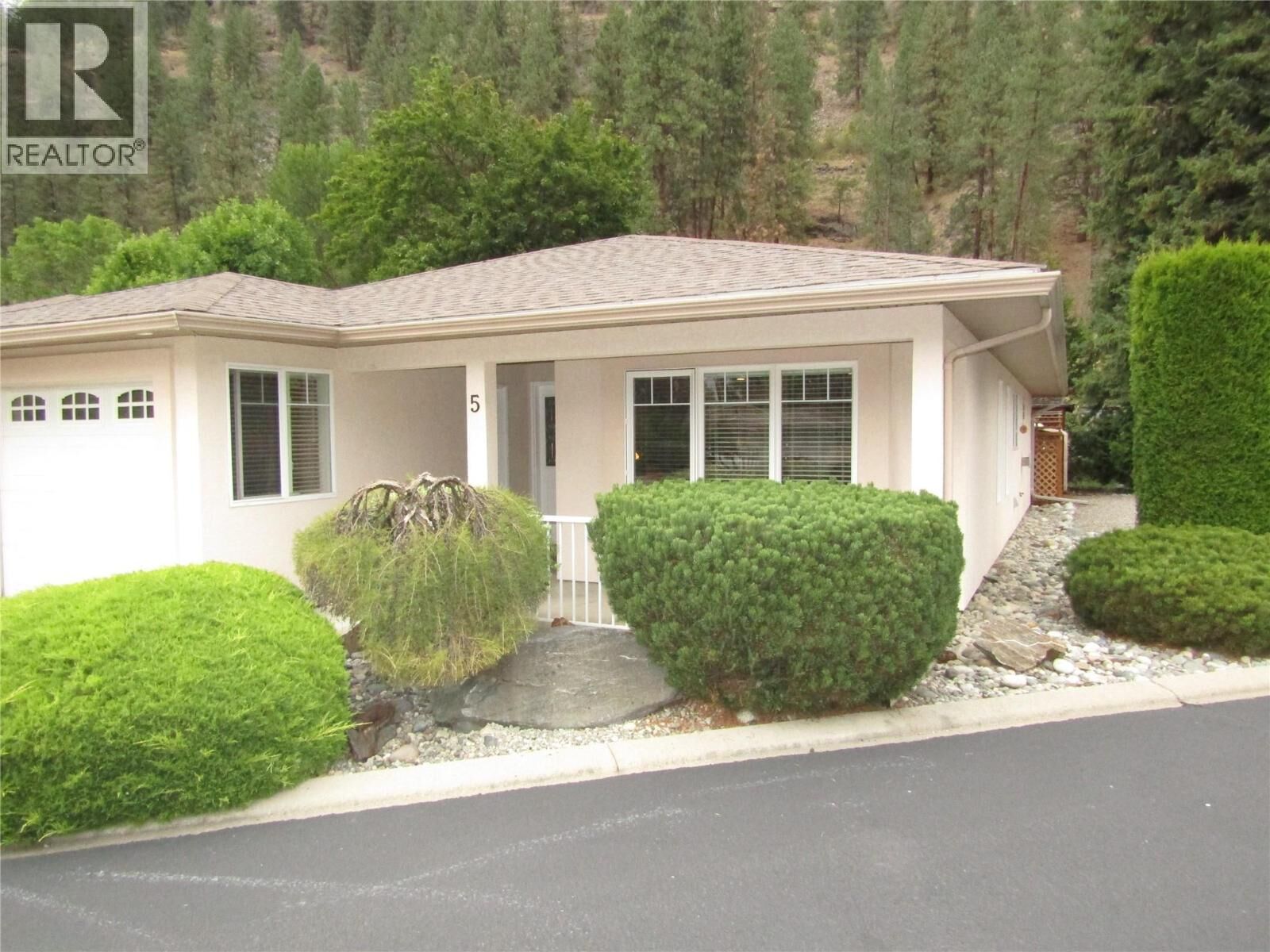 Property Photo:  707 76th Avenue #5  BC V0H 1H0 