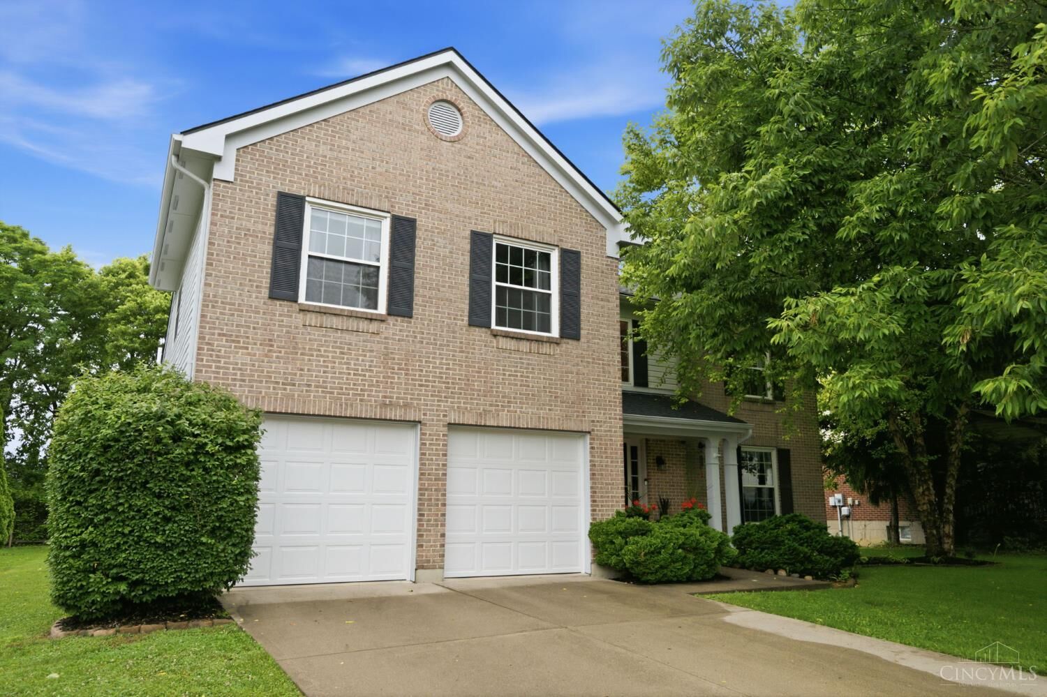 Property Photo:  927 Grandstone Court  OH 45036 