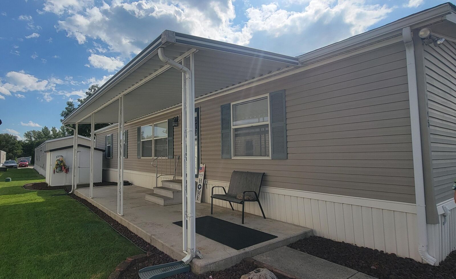 Property Photo: 2445 Whispering Brook Lane OH 43123