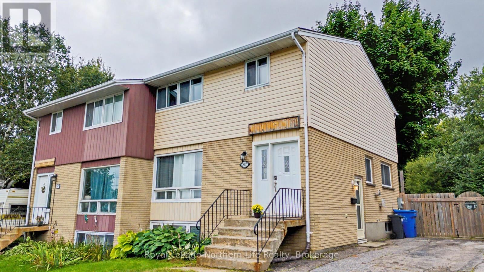 Property Photo:  811 Tackaberry Drive  ON P1B 4R8 