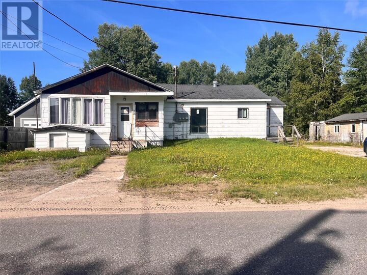 58 Montagnais Road — photo 1