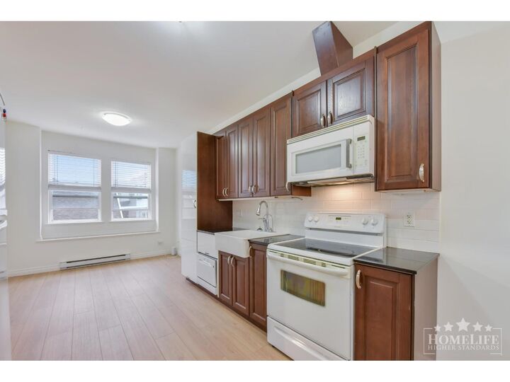 Property Photo:  6983 192 Street  BC V4N 5W6 