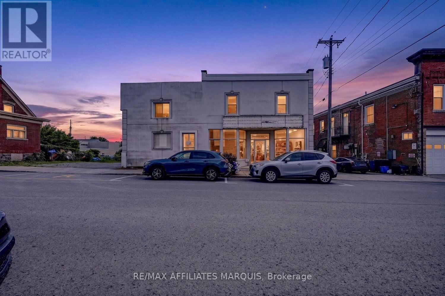 Property Photo:  3 William Street East  ON K7A 1C1 