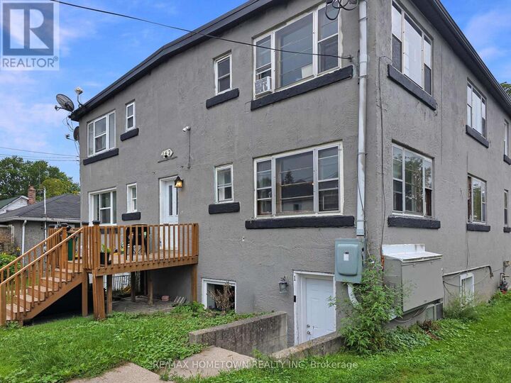 Property Photo:  142 Brock Street 6  ON K6V 4G4 