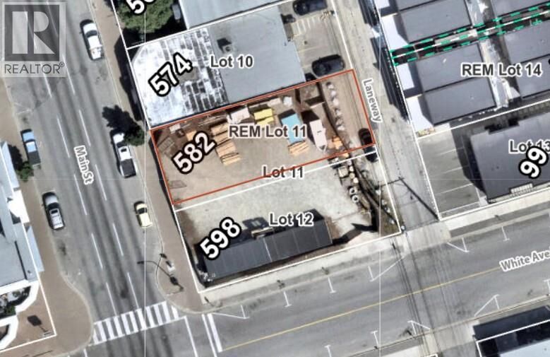 Property Photo:  582 Main Street  BC V2A 5C7 
