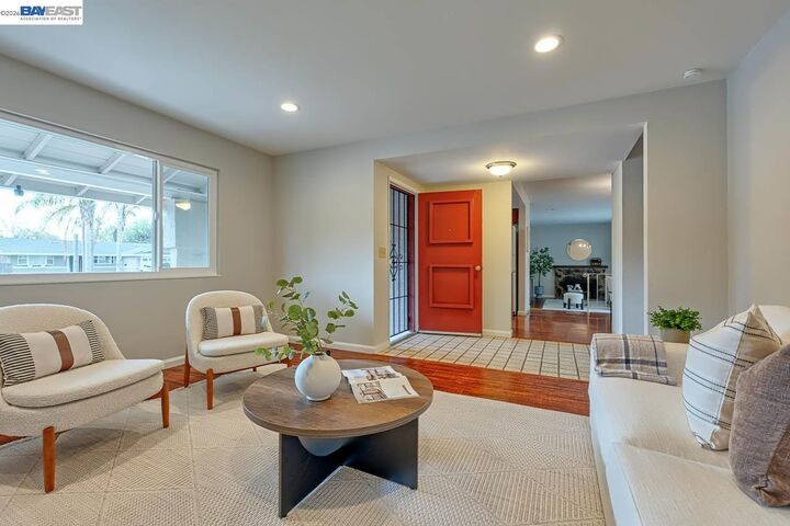 Property Photo: 2502 Begonia St CA 94587
