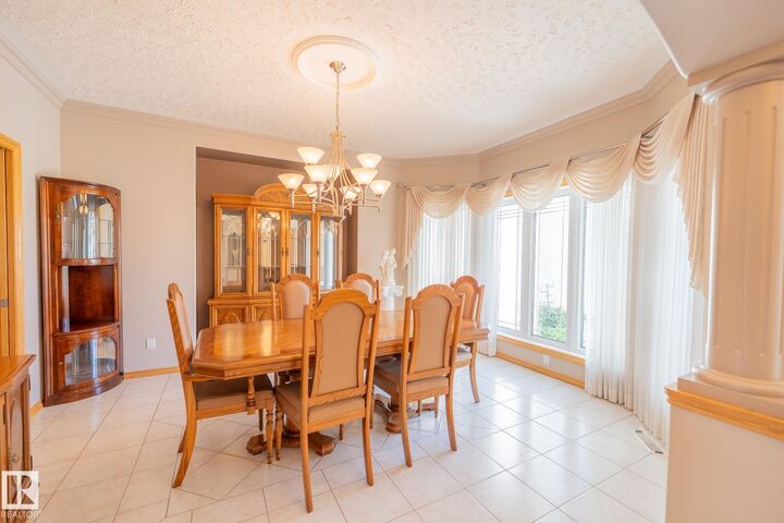 Property Photo:  7707 166 Avenue NW  AB T5Z 3V8 