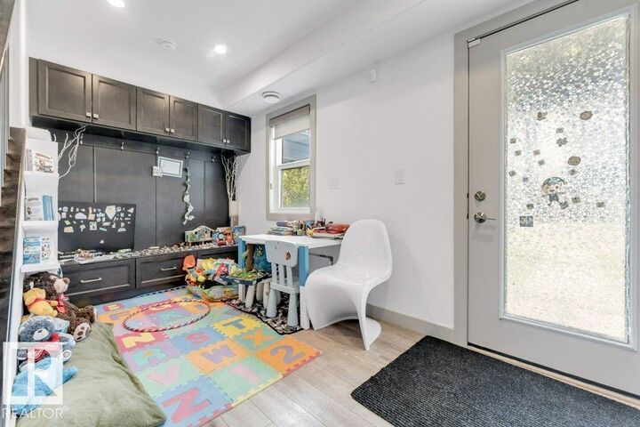 Property Photo:  16903 68 Street NW 45  AB T5Z 0R1 