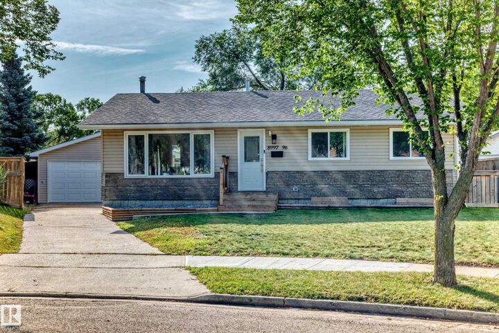 Property Photo:  8997 96 Ave  AB T8L 1E3 