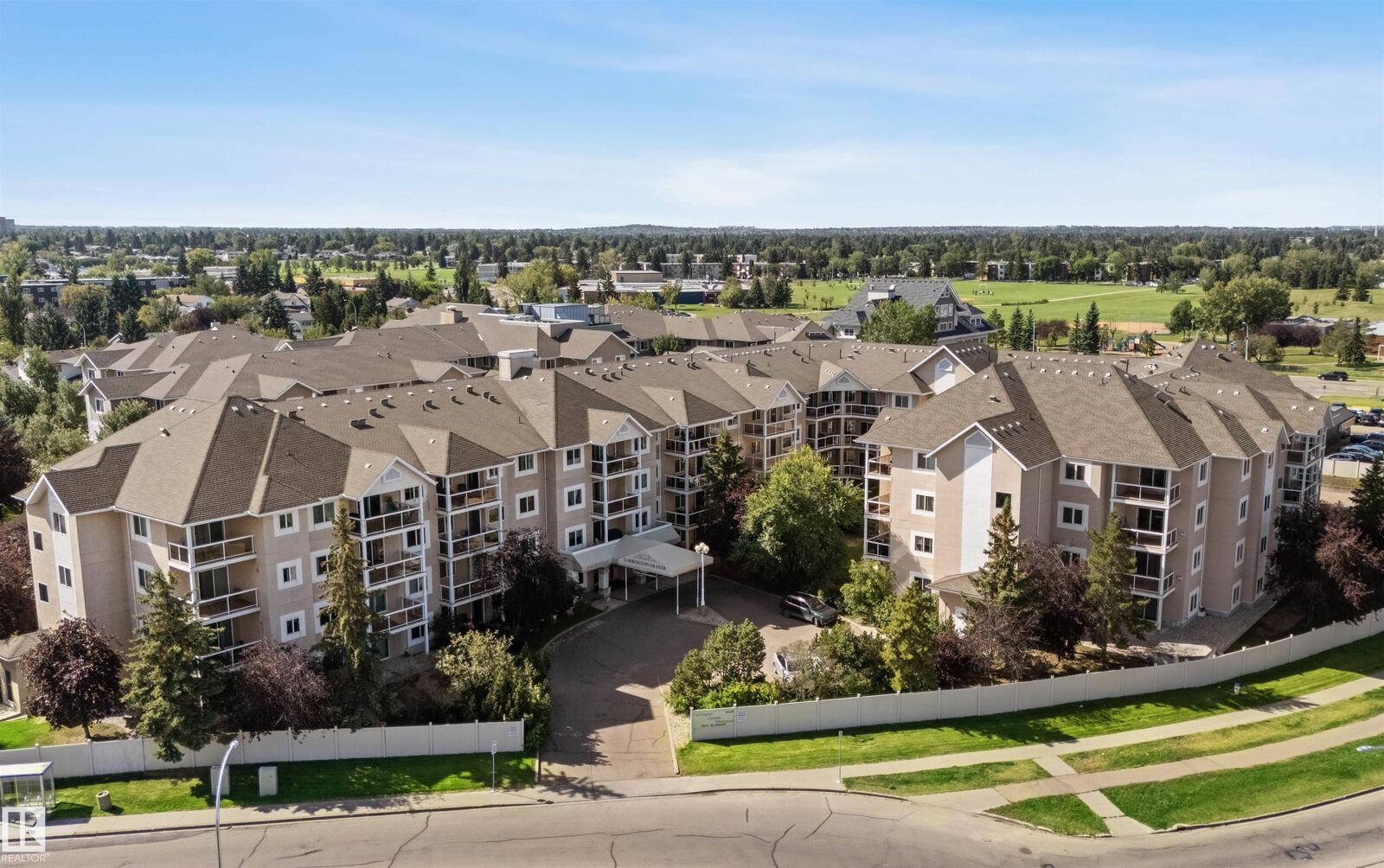 Property Photo:  10511 42 Avenue NW 225  AB T6J 7G8 