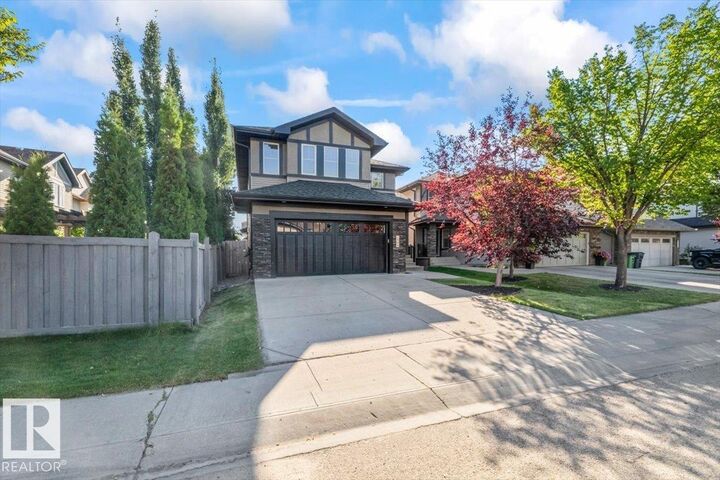 Property Photo:  1090 Armitage Crescent SW  AB T6W 0H2 