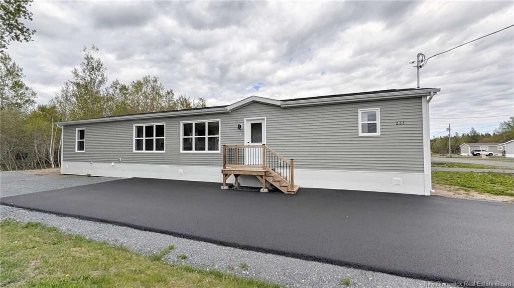 Property Photo:  231 Rue Bella Vista  NB E1X 4W1 