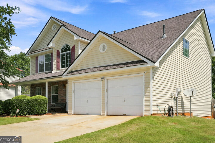 Property Photo:  210 Spring Lake Terrace  GA 30016 