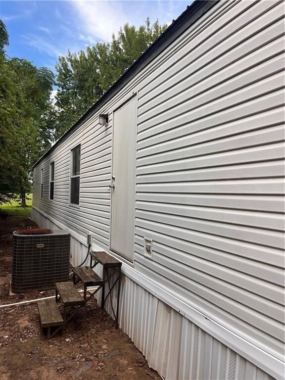 Property Photo: 135 Couvillion Street LA 71355