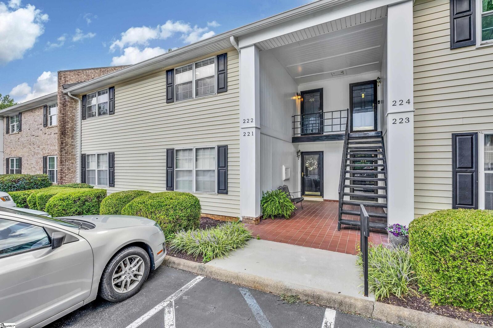 Property Photo: 925 Cleveland Street Unit 222 SC 29601