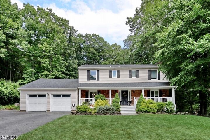 Property Photo:  8 Northgate Park  NJ 07456 