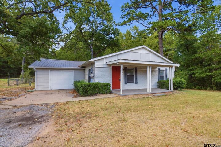 Property Photo: 2802 Calloway Rd. TX 75707