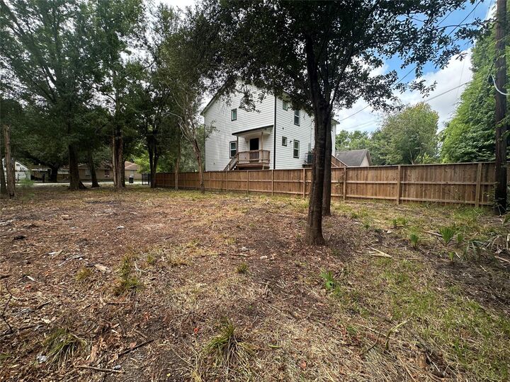 Property Photo: 5919 Morning Dale Street TX 77396