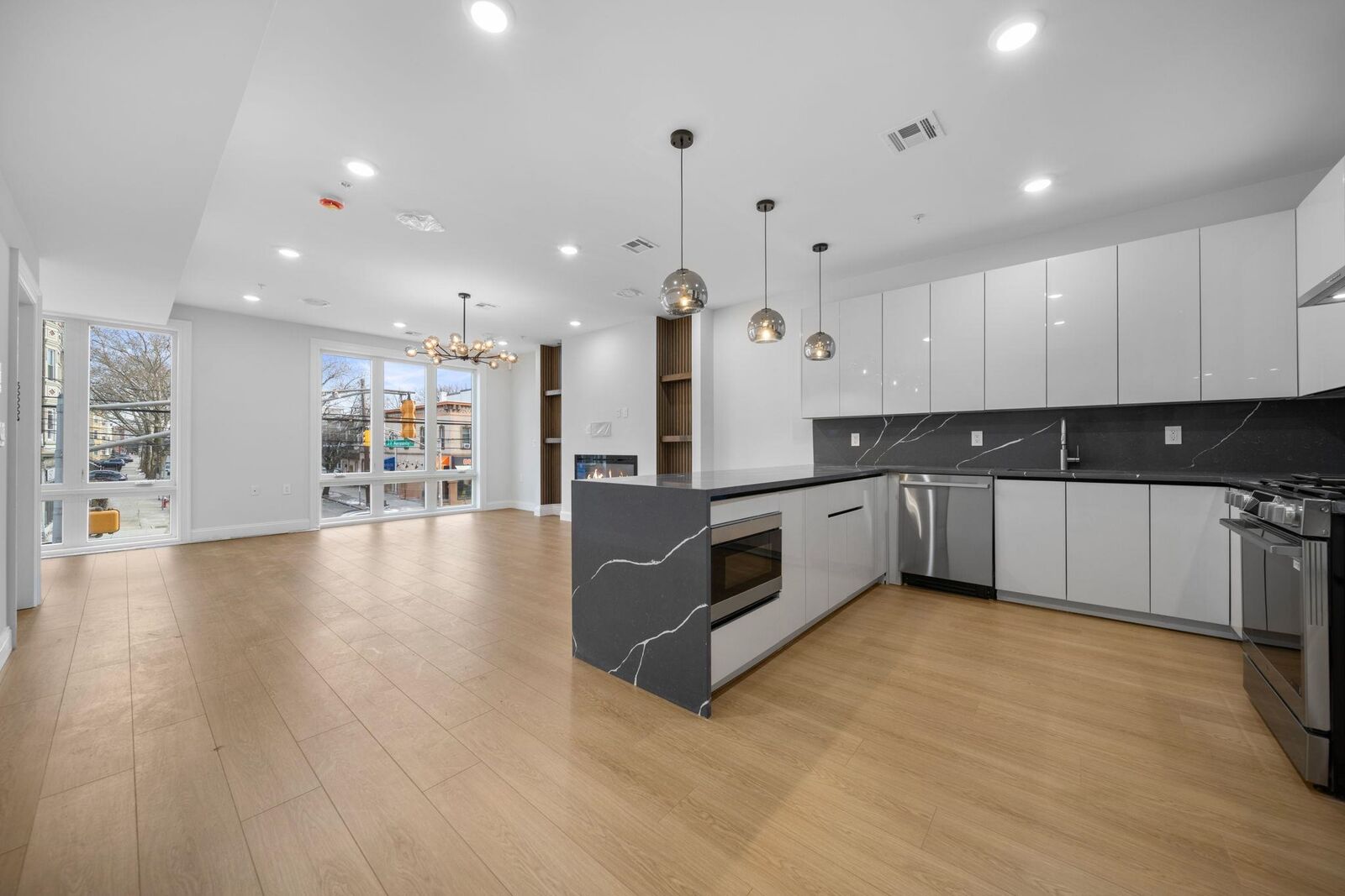 Property Photo:  3447 John F Kennedy Blvd 2  NJ 07307 