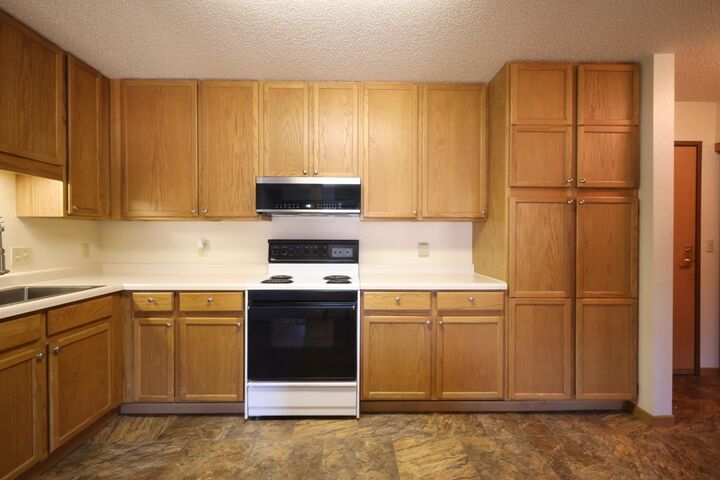 Property Photo:  108 N 18th Street  IA 51334 