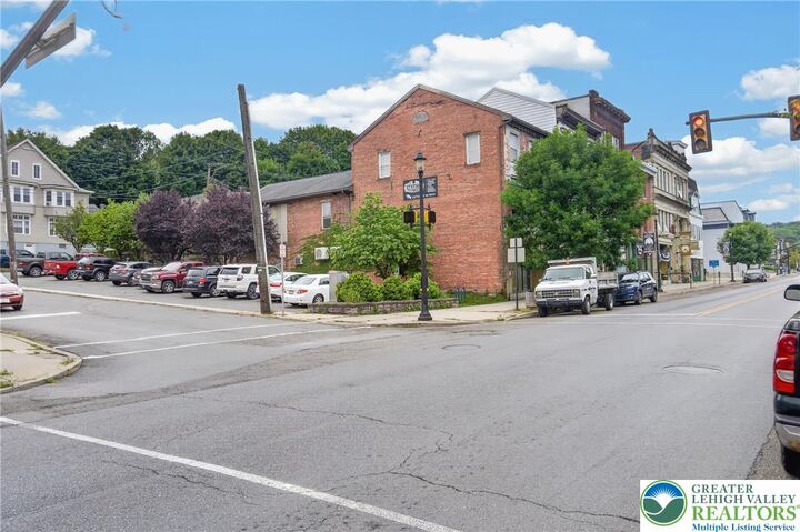 Property Photo: 104 W Broad Street PA 18252