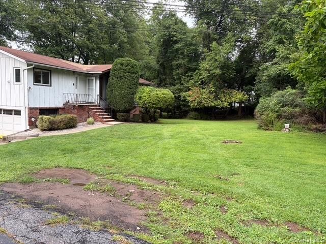 Property Photo:  58 Lake Road  NY 10989 