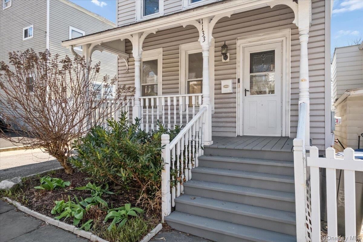 Property Photo:  1133 Orchard Street  NY 10566 