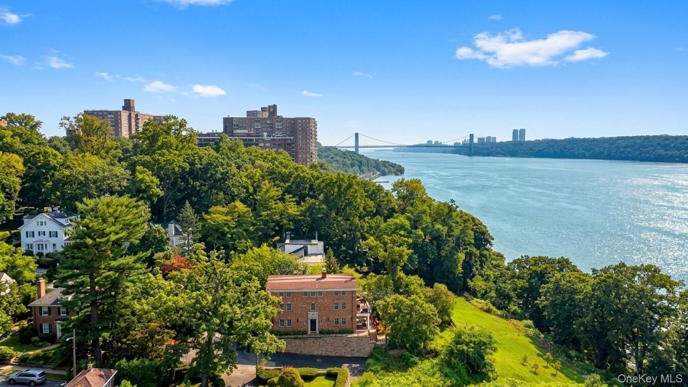 Property Photo:  3061 Scenic Place  NY 10463 