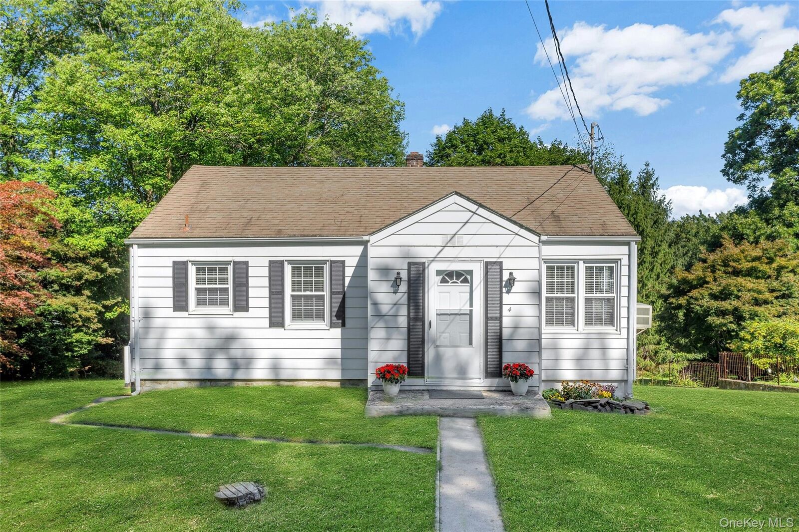 Property Photo: 4 Crescent Drive NY 10567
