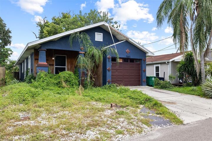 Property Photo: 7203 N Navin Avenue FL 33604