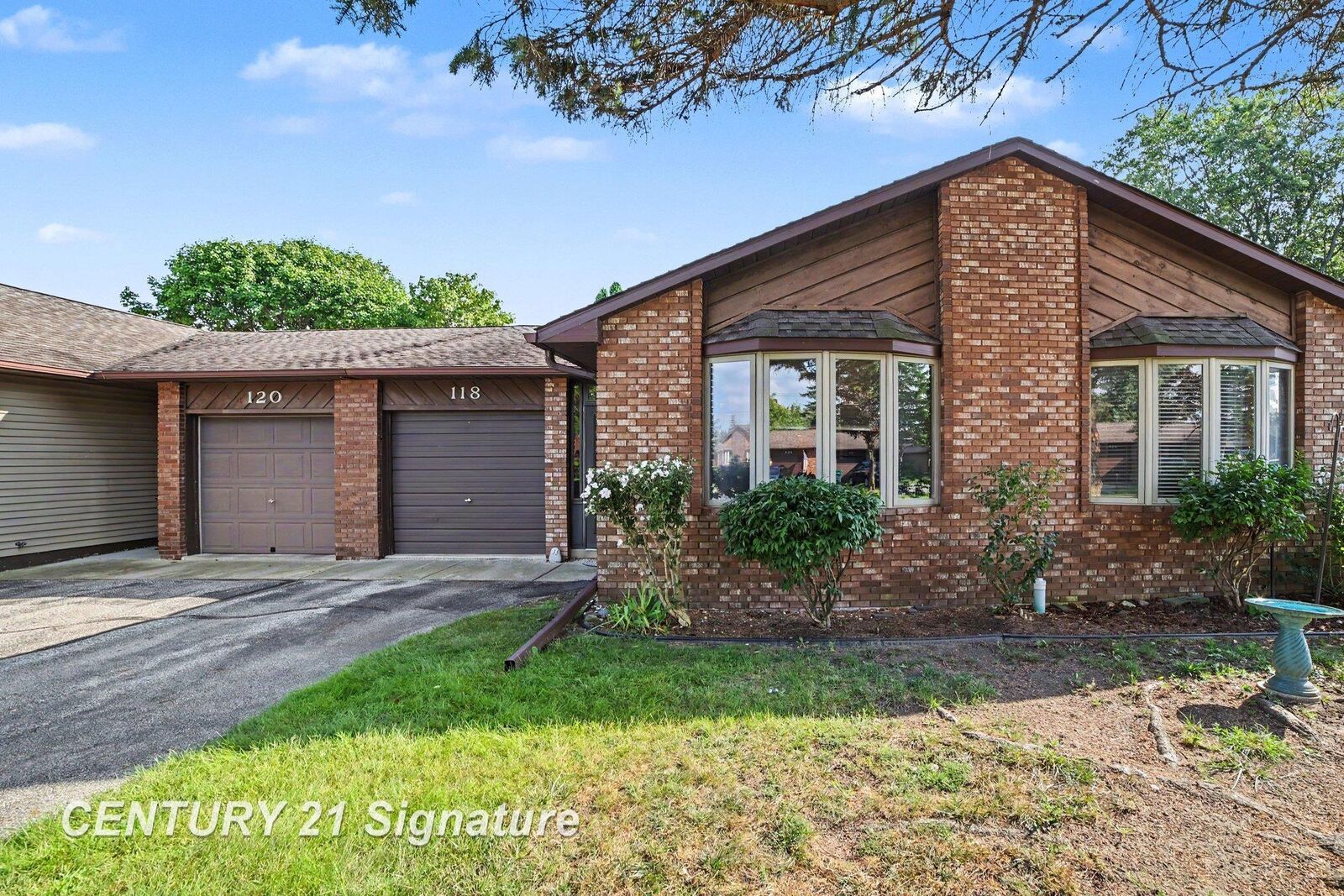 Property Photo:  118 Erin Court  MI 48611 