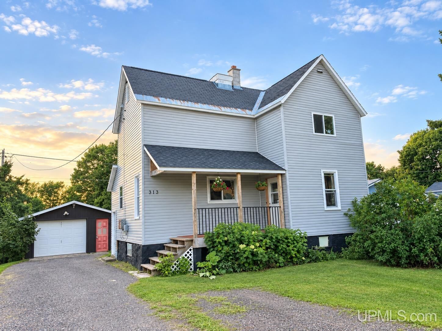 Property Photo:  313 Mohawk Street  MI 49917 