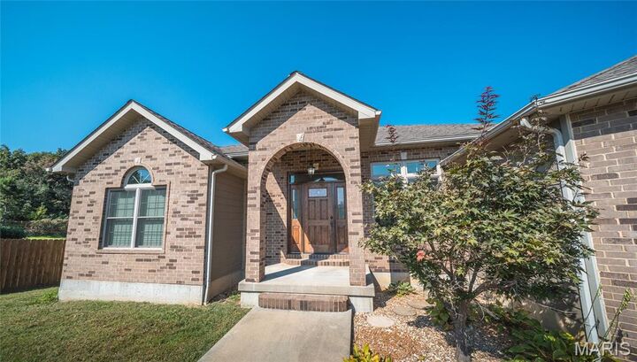 Property Photo:  1203 Aster Court  MO 65559 