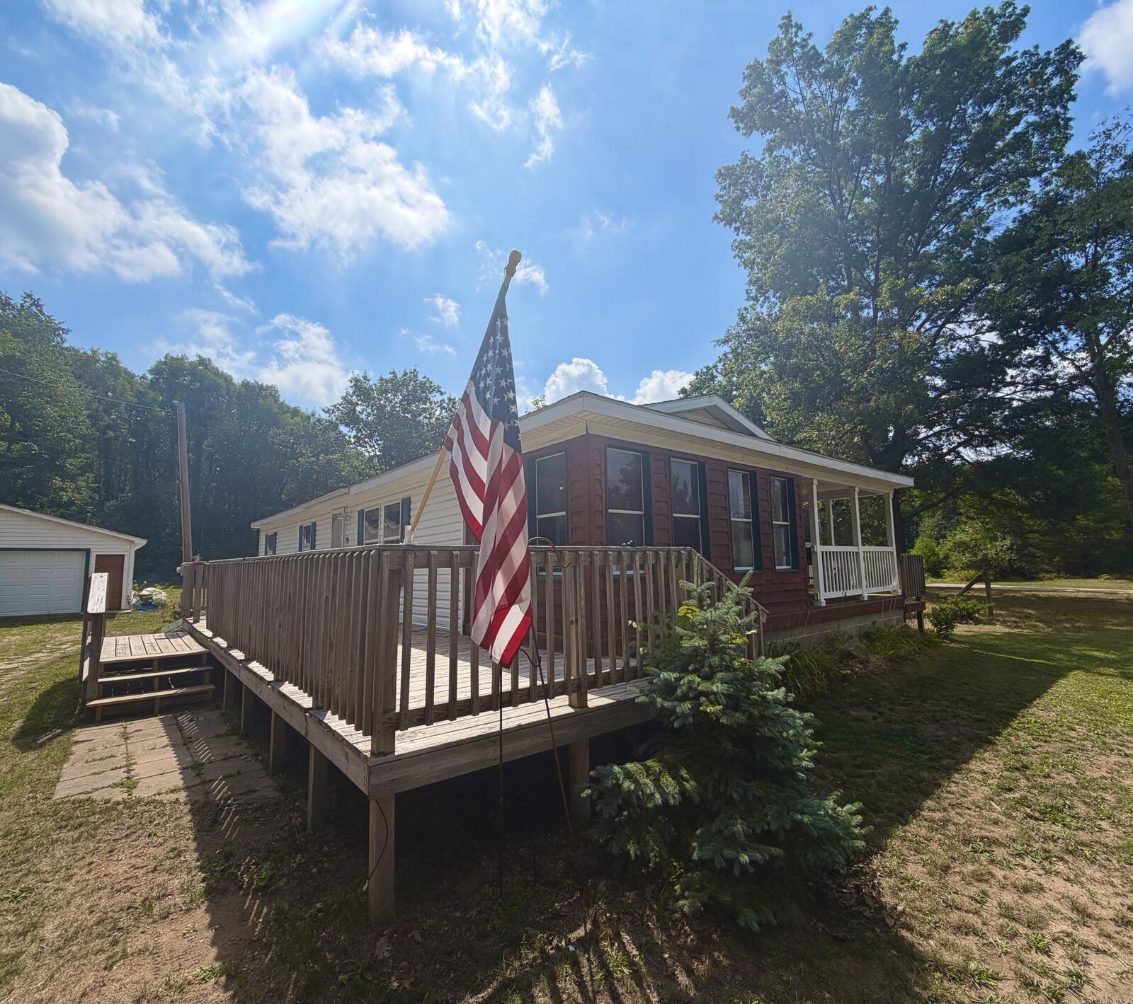 Property Photo: 3260 W Ridge Street MI 49349