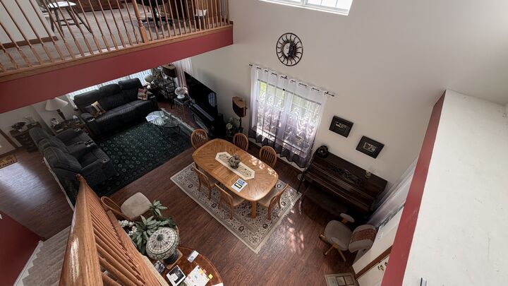 Property Photo:  105 Grandview Court  IL 60020 