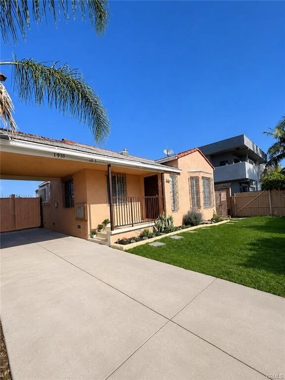 Property Photo:  1933 S Corning  CA 90034 