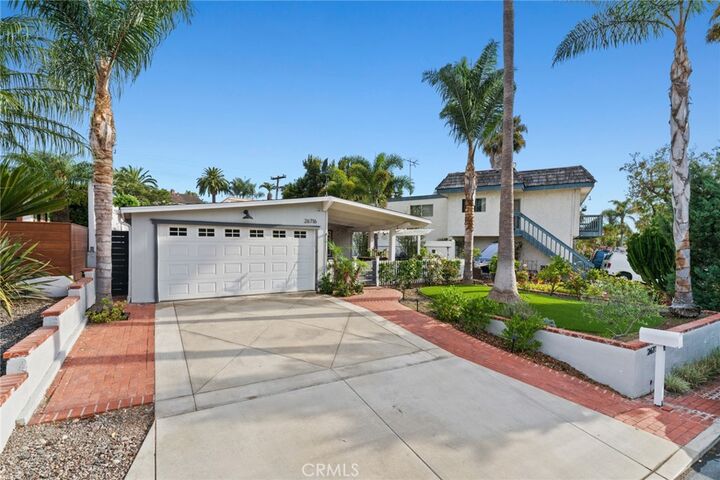 Property Photo:  26716 Calle Juanita  CA 92624 
