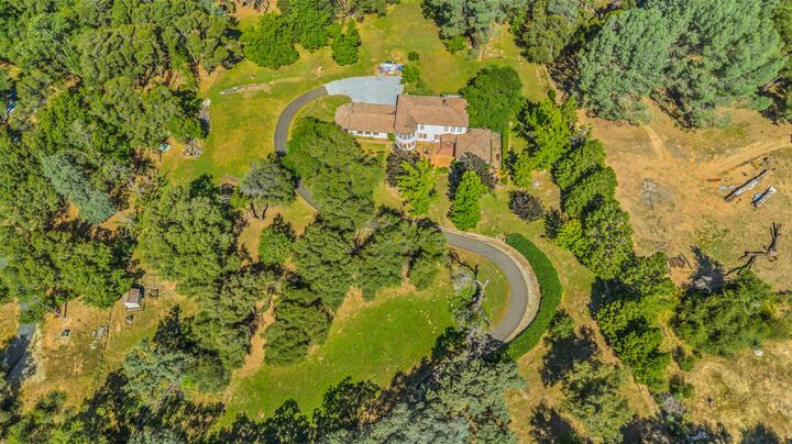 Property Photo: 5411 Oak Leaf Circle CA 95667