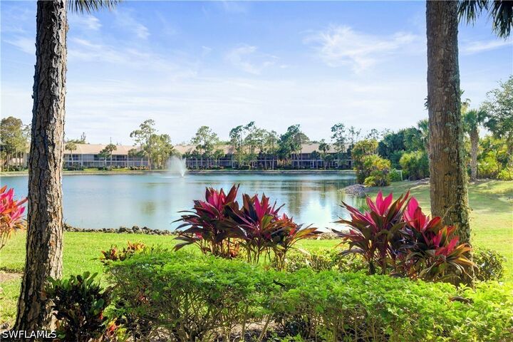 Property Photo:  2420 Hidden Lake Drive 5  FL 34112 