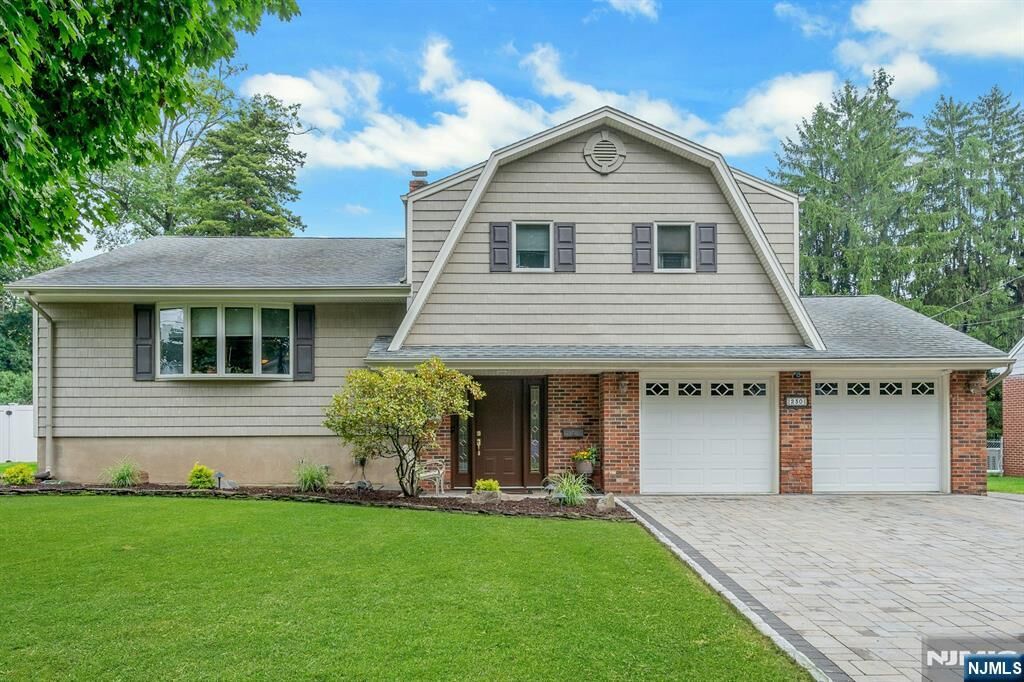 Property Photo:  230 Kociemba Drive  NJ 07675 