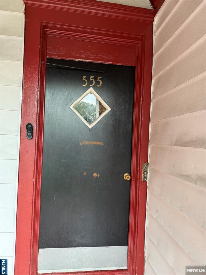 Property Photo:  555 Broadway 2nd Floor  NJ 07104 
