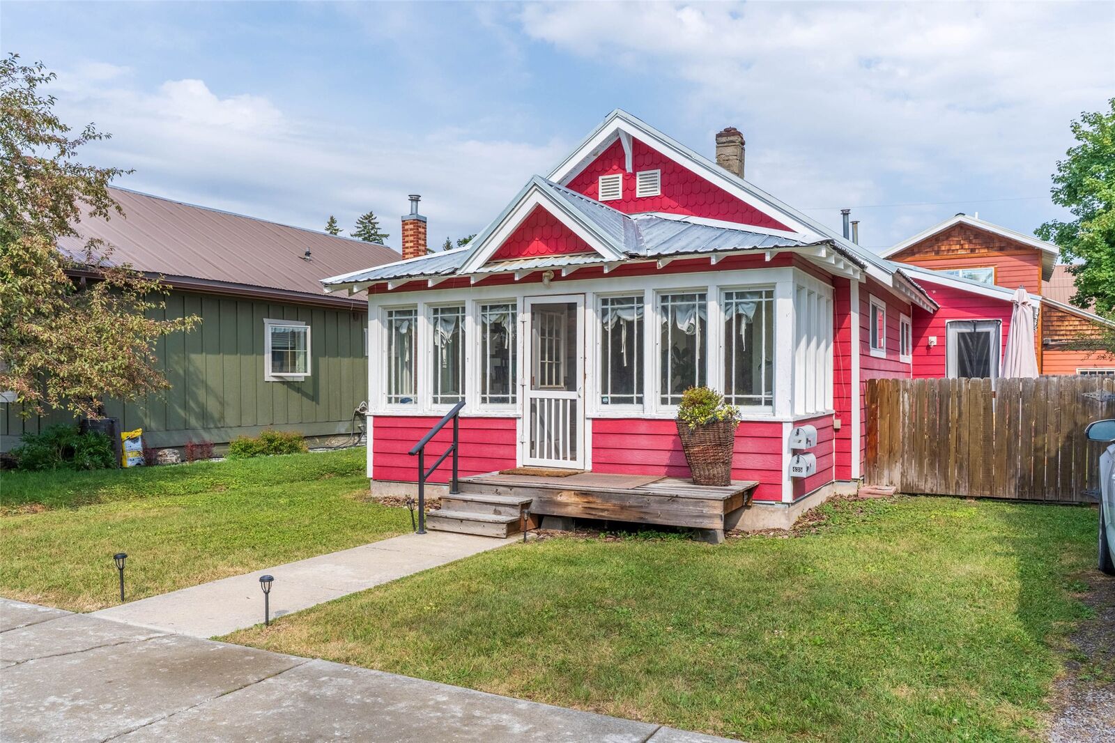 Property Photo:  435 Park Avenue  MT 59937 