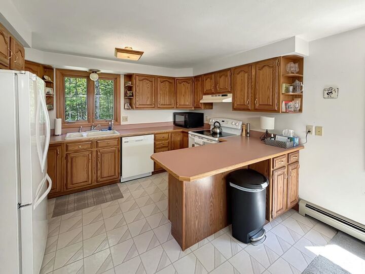Property Photo: 19 Mountain Road VT 05494