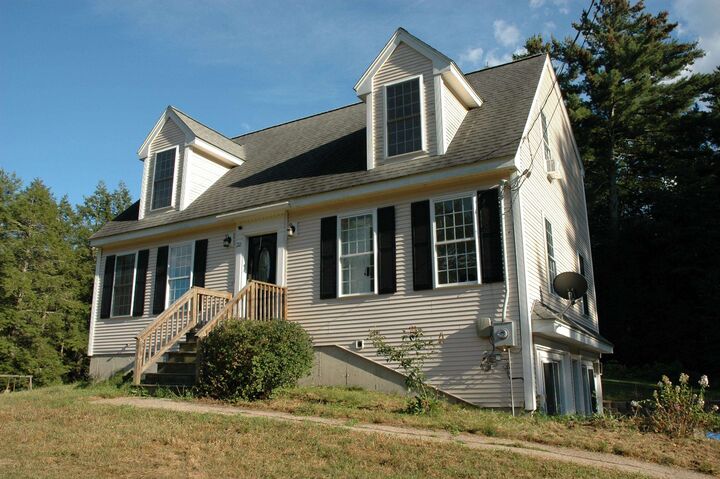 Property Photo:  20 Beechwood Road  NH 03873 