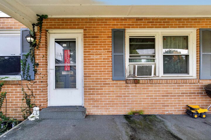 Property Photo: 419 2nd Street SW VA 24301