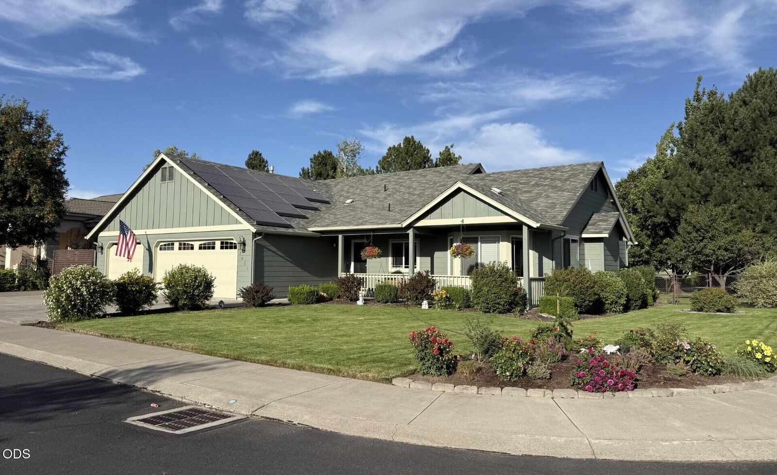 Property Photo: 3820 SW Gene Sarazan Drive OR 97756