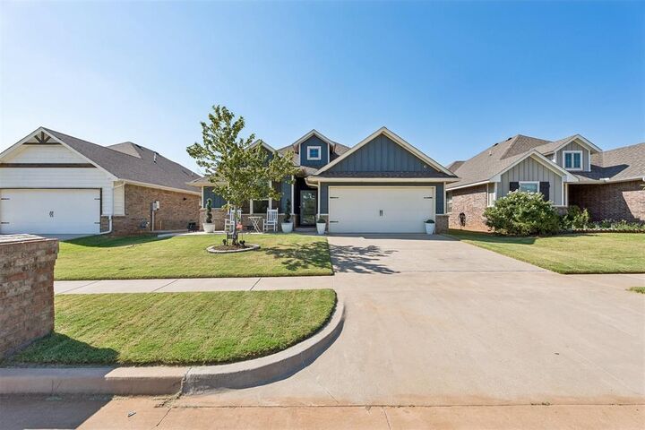 Property Photo:  9020 NW 119th Street  OK 73099 