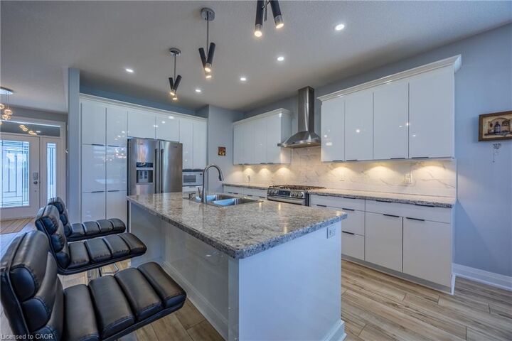 Property Photo:  68 Backus Drive  ON N0E 1M0 