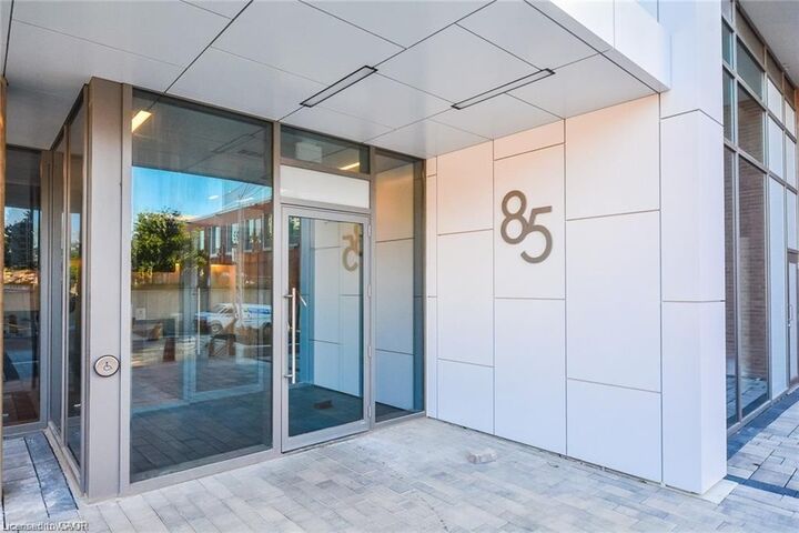 Property Photo:  85 Duke Street W 303  ON N2H 4Y7 