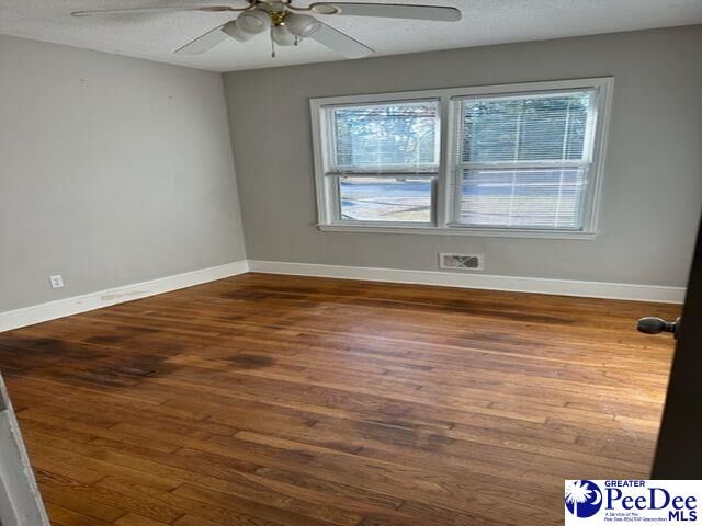 Property Photo:  1217 Second Loop Road  SC 29505 